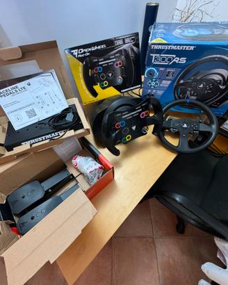 Volante T300rs con 2 volanti, pedaliera e supporto