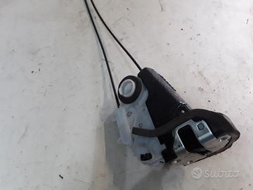 SERRATURA POSTERIORE DESTRA TOYOTA Yaris Serie (14