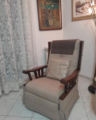 Poltrona a dondolo 