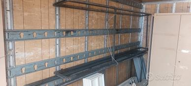 scaffali in ferro 