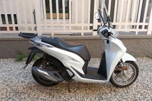 Honda SH125i