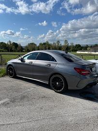 Mercedes CLA 200D allestimento AMG