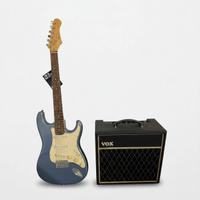 Chitarra EKO S-300 e amplificatore Vox Pathfinder