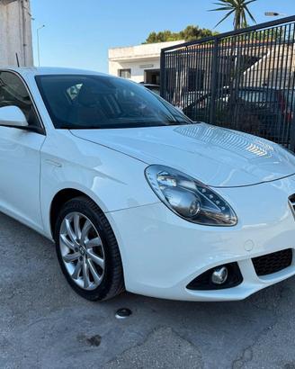 Alfa Romeo Giulietta 1.6 JTDm-2 105 CV Distinctive
