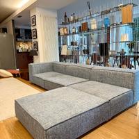Divano di  “Living divani” modello “Extra wall”