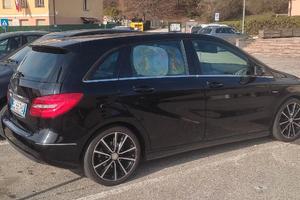 Auto Mercedes classe b 180