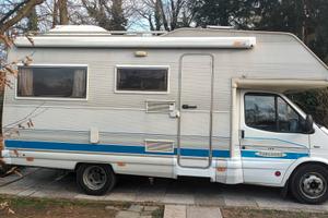 Camper Mansardato mt.6.5