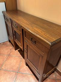 Mobile antico in legno