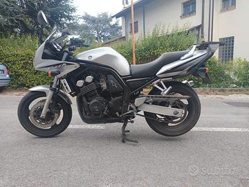 Yamaha Fazer FZS 600