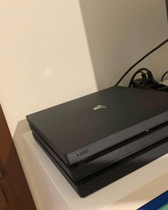 Play station 4 pro 1 terabyte