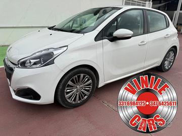 Peugeot 208 PureTech 82 5 porte FINANZIABILE