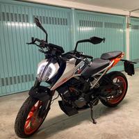 Ktm duke 125