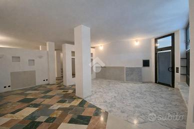 NEGOZIO A CASTELFRANCO VENETO