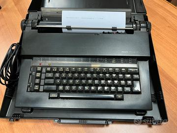 Macchina da scrivere Olivetti Praxis 35 + custodia