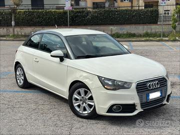 Audi A1 Ambition 1.6 TDI 105 Cv