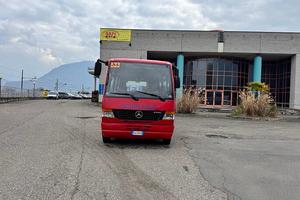 Autobus Scuole Mercedes-Benz V4 818D