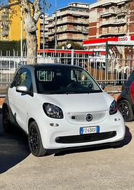 Smart ForTwo EQ Passion. Iva esposta