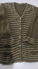 CARDIGAN IN LANA FATTO A MANO AI FERRI,  VERDE