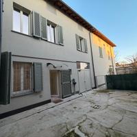Casa con cortile privato in centro a Codogno