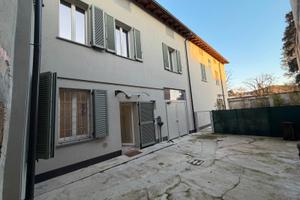 Casa con cortile privato in centro a Codogno