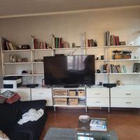 libreria componibile moderna acciaio e bianco