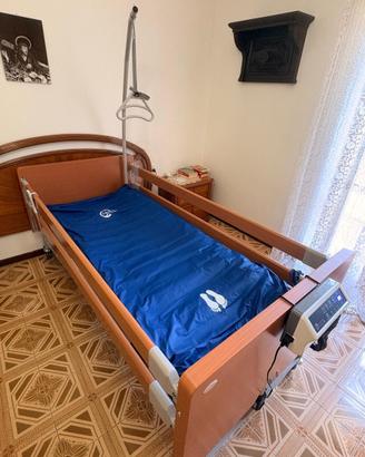 Letto degenza elettrico con materasso antidecubito