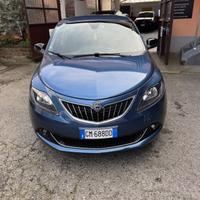 Lancia Ypsilon 1.0 FireFly 5 porte S&S Hybrid Silv