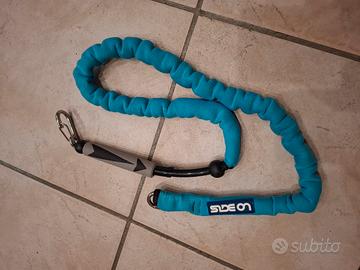 leash kite side on 