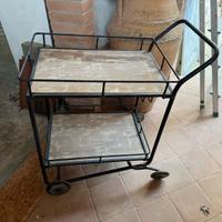 Carrellino ferro da giardino