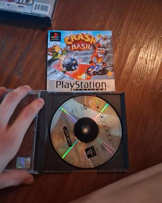 crash bash play station 1 
