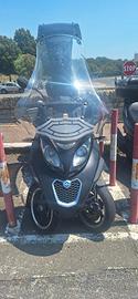 PIAGGIO MP3 300 con