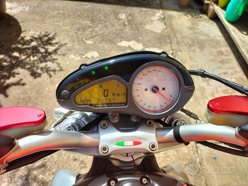 Brutale 910 s rossa perfetta