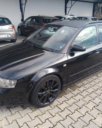 AUDI A4 1.9 TDI AVANT 131 CV