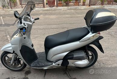 Honda sh 300