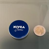 Scatola scatoletta Nivea latta crema 10 ml
