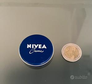 Scatola scatoletta Nivea latta crema 10 ml