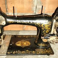 Tre macchine da cucire d'antiquariato
