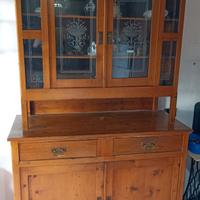 Credenza con vetrinetta