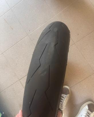 Pirelli Supercosa SP V2 (120-70-17)