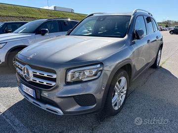 MERCEDES-BENZ GLB 180 d Automatic Business Extra