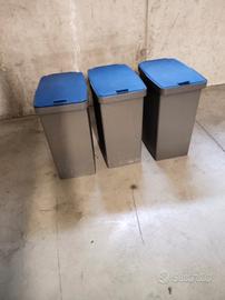 Tris bidoni raccolta differenziata 