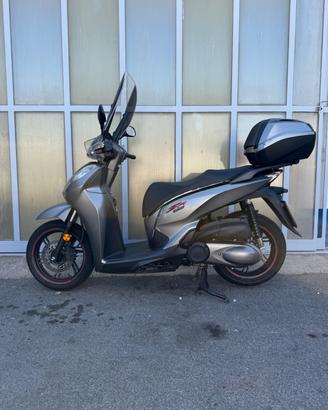 HONDA SH 300 Sport Abs - PARABREZZA - BAULE - ANTI