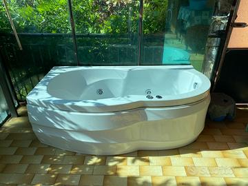 vasca idromassaggio