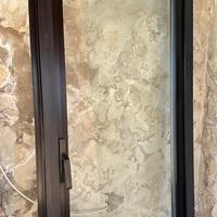 Telaio e serramenti per finestra interno/esterno