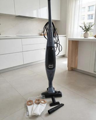 Scopa elettrica DeLonghi 
