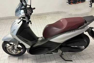 Beverly 350 Sport Touring i. e