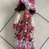 Bambola di porcellana di capodimonte
