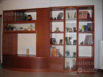 Mobile soggiorno in ciliegio