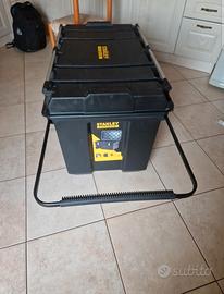 Baule Stanley  Fatmax con ruote 240 litri 