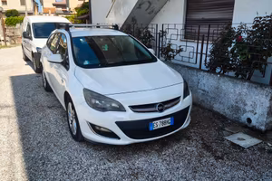 Opel Astra Sport Tourer 1.7 Diesel 110 CV  SW